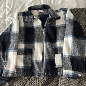 Cute short jacket - M blue plaid